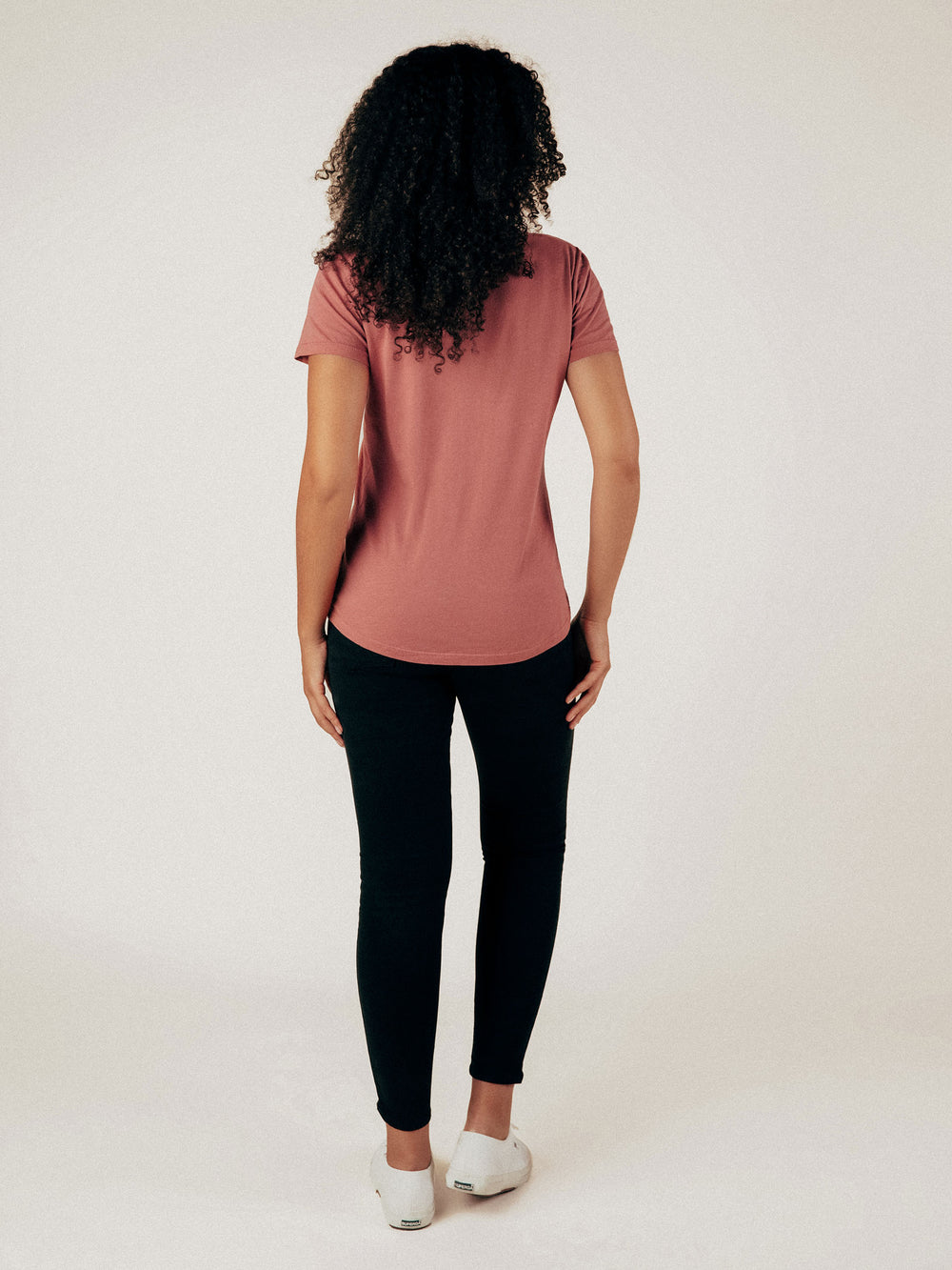 Clay Robin V-Neck Tee - Graceful District